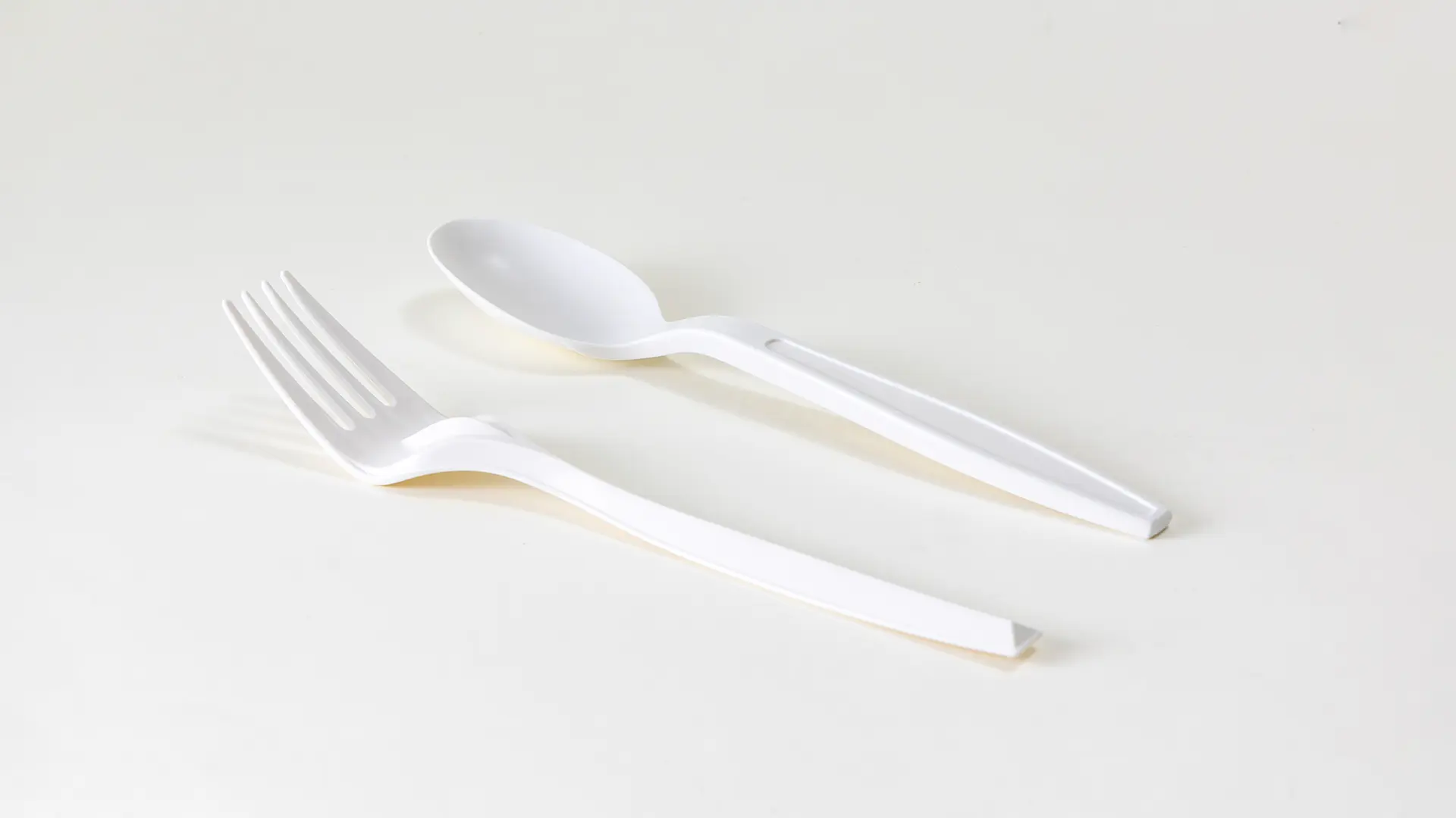 バイオマスプラスチック製カトラリー