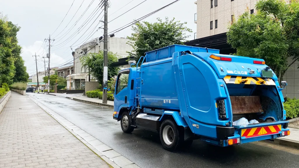 ゴミ収集車